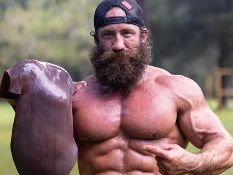 'Vua Gan' lại gây tranh cãi dữ dội