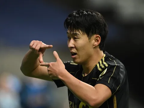 Son Heung-min giúp Tottenham hốt bạc