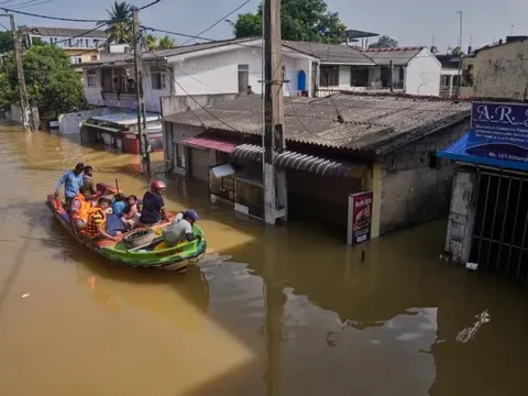 Thiệt hại kinh tế khổng lồ do mưa lũ tại châu Á