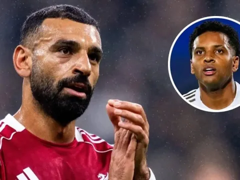 Liverpool có người thay Salah với giá 70 triệu euro