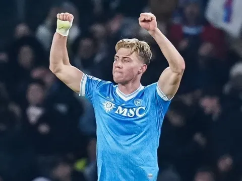 Hojlund tỏa sáng trở lại