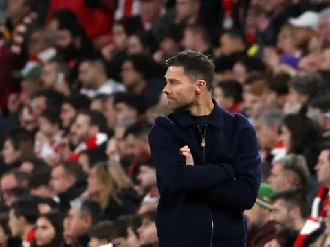 Tối hậu thư cho Xabi Alonso