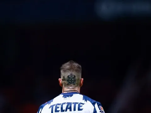 Ramos đến rực rỡ, rời lặng lẽ