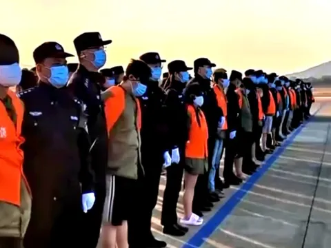 Trung Quốc tiếp nhận hơn 1.100 nghi phạm lừa đảo từ 'điểm nóng' Myawaddy của Myanmar