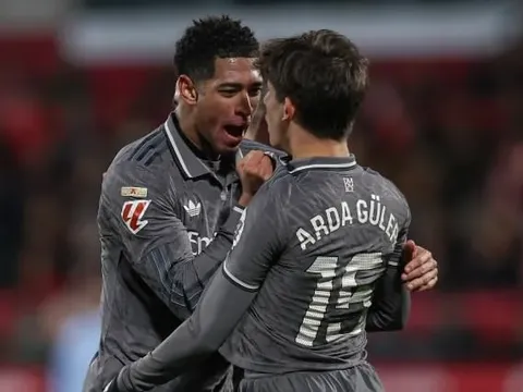 Guler và Bellingham gây ra vấn đề ở Real