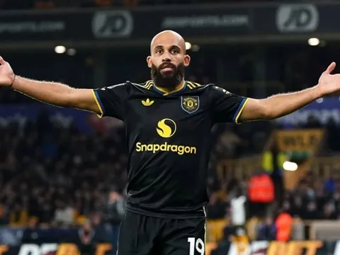 MU nhảy 6 bậc trên bảng xếp hạng sau trận thắng 4-1