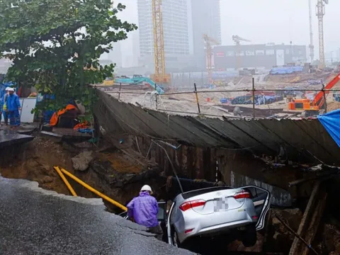 ‘Hố tử thần’ nuốt 2 ô tô ở Đà Nẵng: Nhà thầu thi công dự án Capital Square 3 báo cáo 'do mưa lớn'