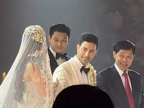 Cậu út nhà tỷ phú Johnathan Hạnh Nguyễn gây chú ý