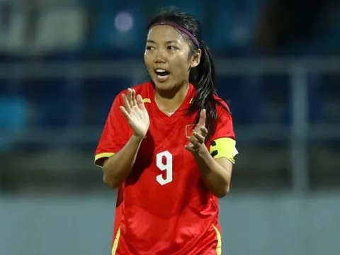 Tuyển nữ Việt Nam gục ngã trước Philippines ở phút bù giờ