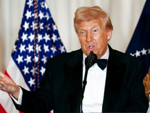 Ông Trump nói Nga đang ở thế thượng phong so với Ukraine, chê châu Âu 'nói nhiều làm ít'