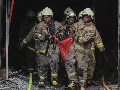 Cháy nhà cao tầng ở Jakarta làm ít nhất 20 người chết