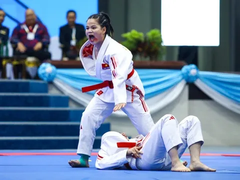 Cặp đôi ‘sợ ma’ nhưng không sợ áp lực SEA Games