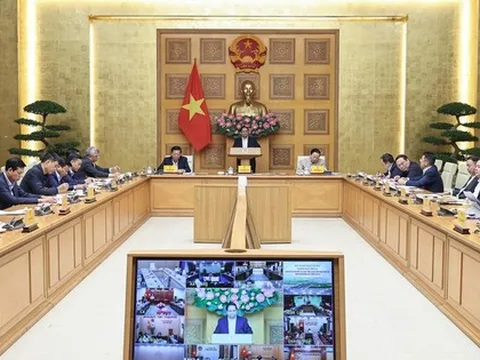 19/12/2025 hoàn thành, thông xe kỹ thuật 3.188 km đường bộ cao tốc, hoàn thành 1.700 km đường bộ ven biển