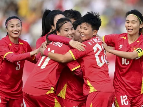 Tuyển nữ Việt Nam đại thắng trước hàng nghìn khán giả Myanmar