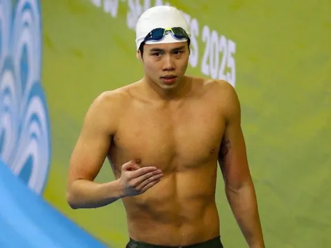 Thân hình vạm vỡ của em trai Ánh Viên