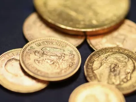 Fed vừa cắt giảm lãi suất, 2 loại tài sản lập tức bật tăng mạnh, thậm chí lập kỷ lục chưa từng có