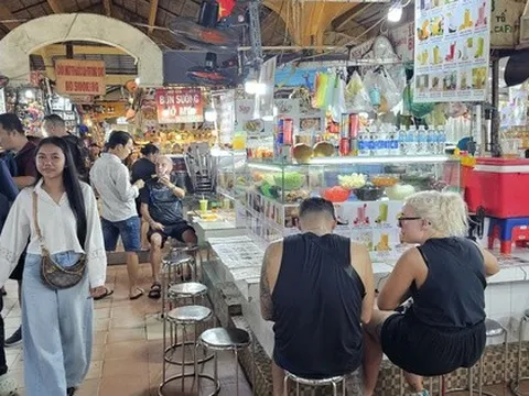 “Tâm tư” buộc phải tăng giá bán của chủ quán ở TP HCM
