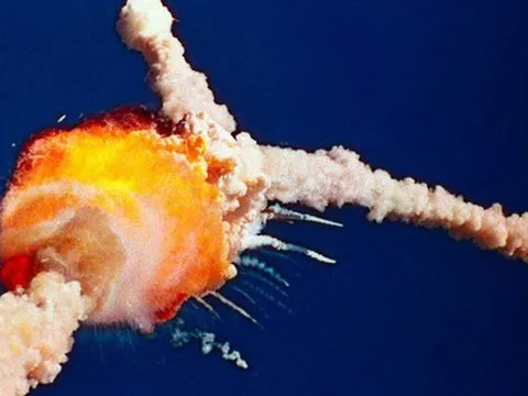Thảm kịch đen tối nhất lịch sử NASA: Cả phi hành đoàn nổ tung trước mắt hàng triệu người trên trực tiếp