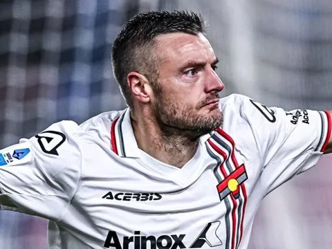 Vardy đi vào lịch sử