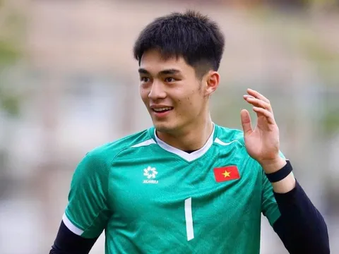 Thủ môn cao 1,91 m của tuyển U22 Việt Nam được săn đón ở Thái Lan
