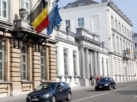 Bỉ sẽ bị cô lập cùng Hungary nếu không đồng ý tịch thu tài sản đóng băng