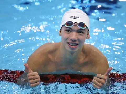 Kình ngư Huy Hoàng lập siêu kỷ lục ở SEA Games 33
