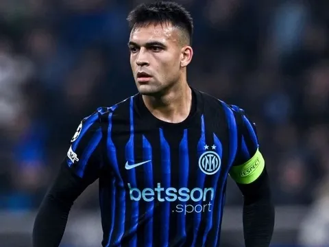 Tiền đạo 85 triệu euro 'gửi CV' đến Barca