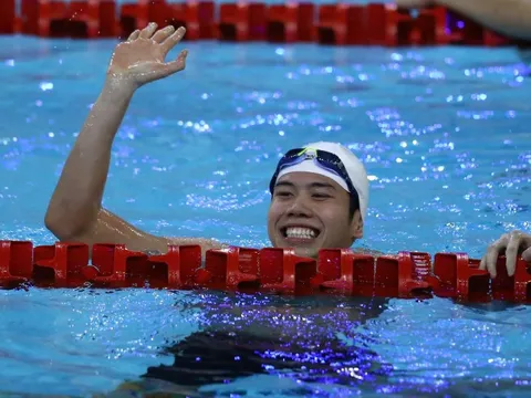 Em trai Ánh Viên giành vàng SEA Games