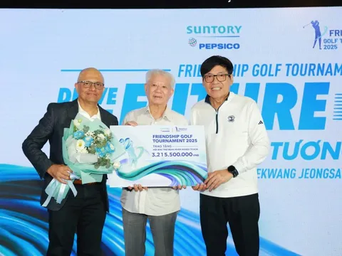 Khi golf trở thành nhịp cầu sẻ chia