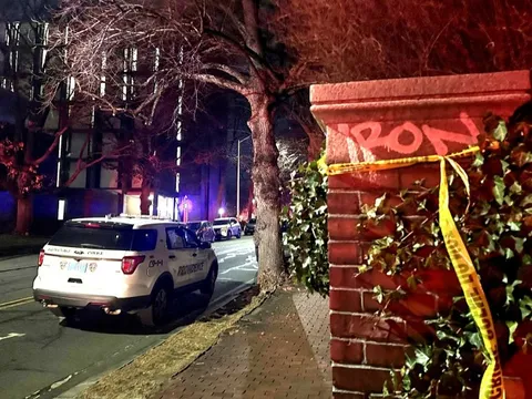 Mỹ: Xả súng tại Đại học Brown giữa kỳ thi, 10 người thương vong