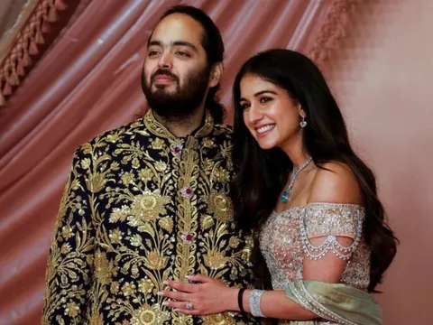 Vợ chồng cậu út nhà tỷ phú giàu nhất châu Á sau 1 năm cưới