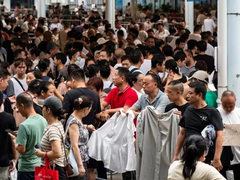 Kinh tế Trung Quốc xáo trộn chưa từng có trong gần 50 năm