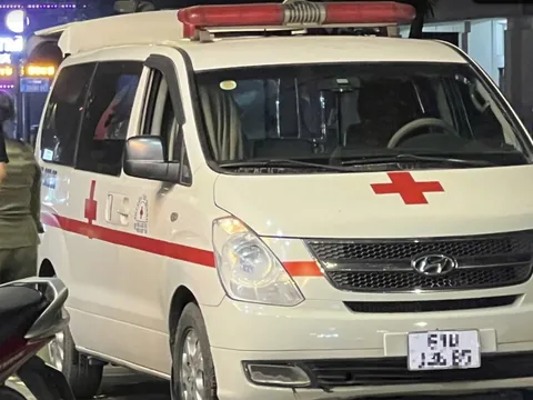 Nam sinh năm 3 tử vong nghi rơi từ tầng cao trong trường đại học ở TP.HCM