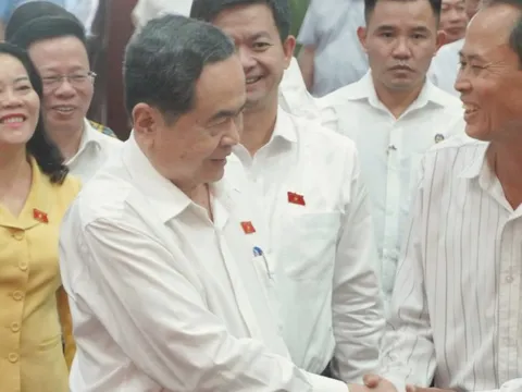 Chủ tịch Trần Thanh Mẫn và đại biểu Quốc hội tiếp xúc cử tri tại Cần Thơ