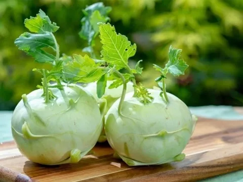 Loại rau được mệnh danh “thần dược” mùa đông bán đầy chợ Việt