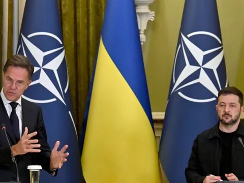 Chuyên gia nhận định về tác động từ việc Ukraine từ bỏ ước mơ gia nhập NATO