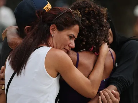 Hai nghi phạm xả súng kinh hoàng ở Úc là cha con