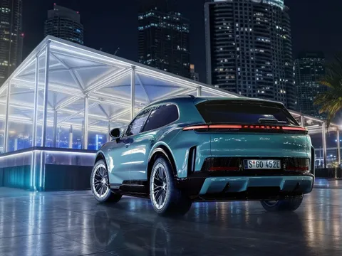 Porsche tiếp tục tăng giá xe tại Mỹ