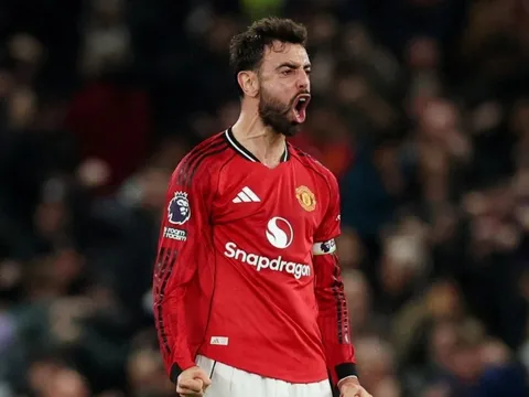 Đội trưởng MU thừa nhận đau lòng trước khả năng bị bán