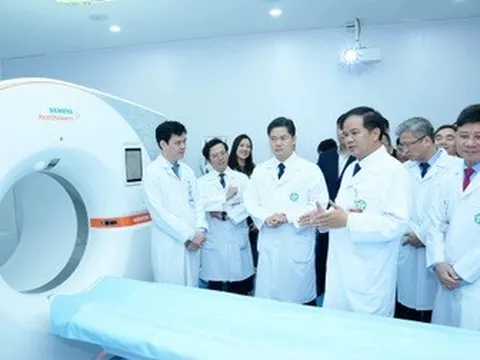 Bệnh viện Bạch Mai đồng loạt đưa vào sử dụng 1.500 thiết bị y tế hiện đại