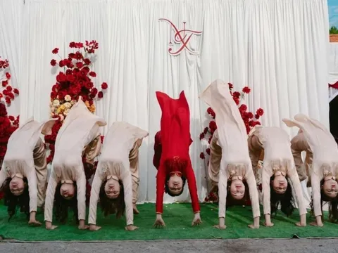 Thực hư ảnh cô dâu, dàn bê tráp miền Tây 'nhào lộn, trồng cây chuối'