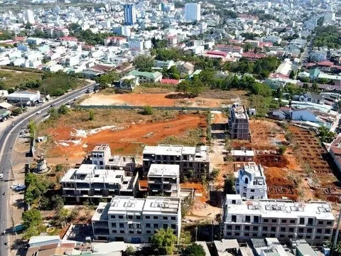 Dự án Tổ hợp khách sạn và nhà phố thương mại của Tập đoàn FLC tại Gia Lai vừa có diễn biến mới