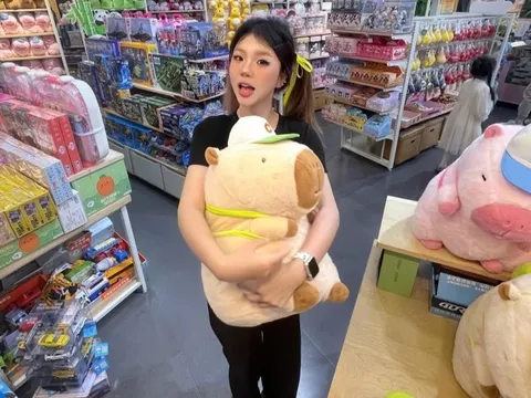 Những món quà Giáng sinh đang 'gây sốt' trong cộng đồng Gen Z