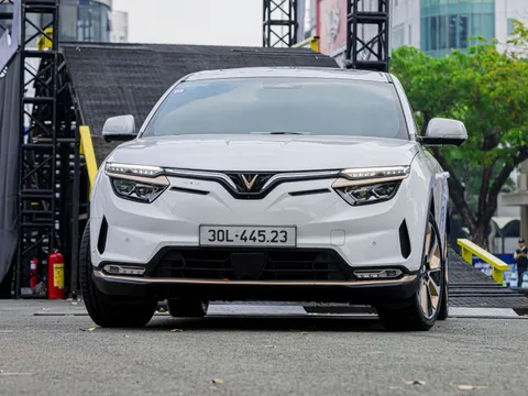 VinFast VF 8 là mẫu xe điện hiếm hoi đạt 5 sao NCAP tại Indonesia