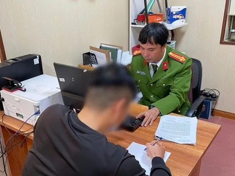 Người đàn ông "mượn" thông tin về Hằng Du Mục để câu like