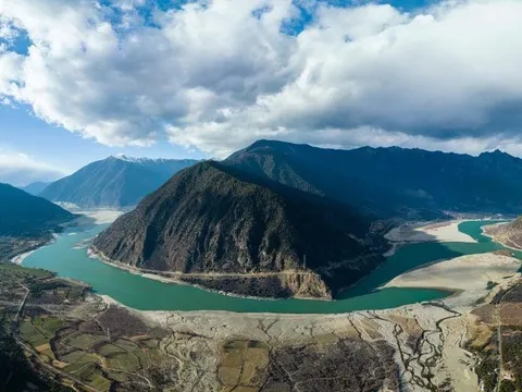 Mang 168 tỷ USD vào dãy Himalaya hẻo lánh, Trung Quốc tham vọng tạo ra kỳ tích chưa từng có trên hành tinh