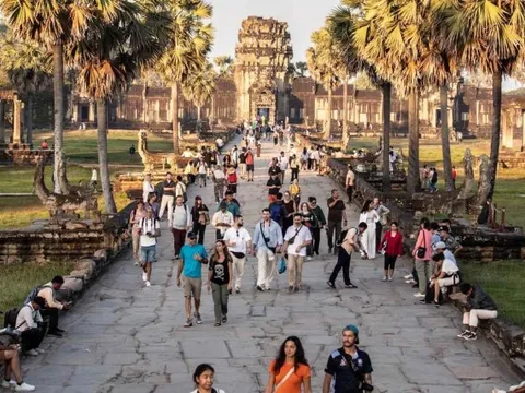 Căng thẳng với Thái Lan chưa hạ nhiệt, ngành công nghiệp chiếm 10% GDP của Campuchia hứng cú sốc, người trong ngành như 'ngồi trên đống lửa'