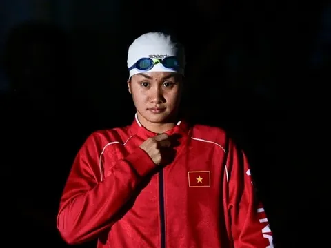 Mỹ Tiên giành HCĐ bơi 10 km, Việt Nam hụt HCV bởi 1 giây sít sao