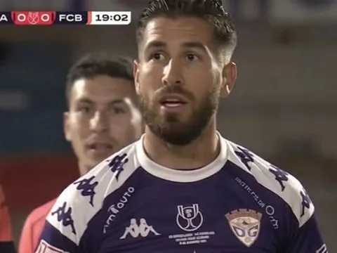 Cầu thủ vô danh gây sốt vì giống Ramos