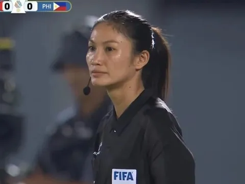 Facebook trọng tài Lào khiến Việt Nam mất oan bàn thắng ngập phẫn nộ